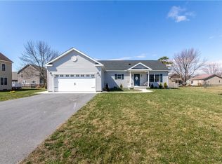 206 Bayard St, Sackets Harbor, NY 13685