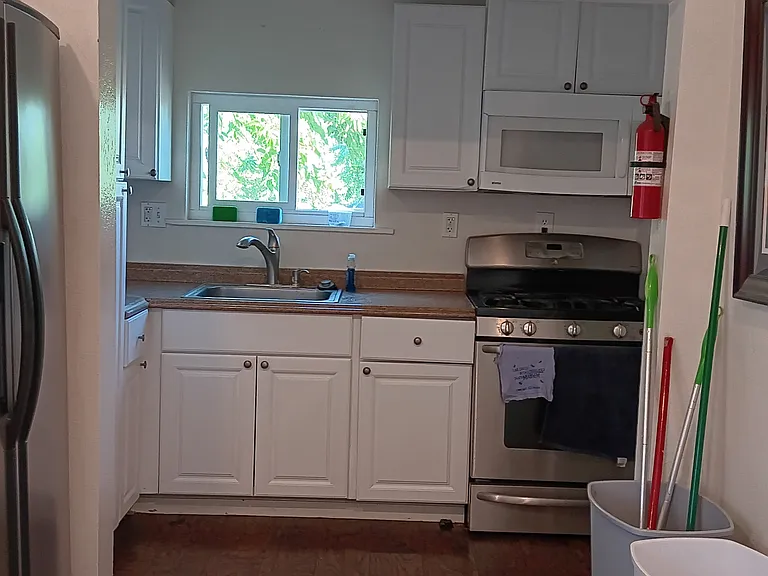 356 N 9th St — Photo 1
