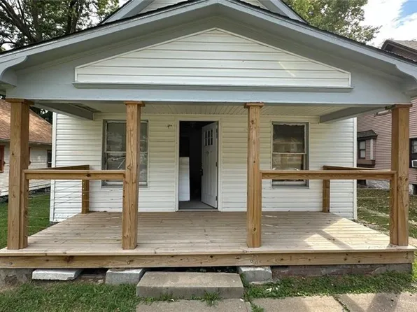1329 Rowland Ave, Kansas City, KS 66104