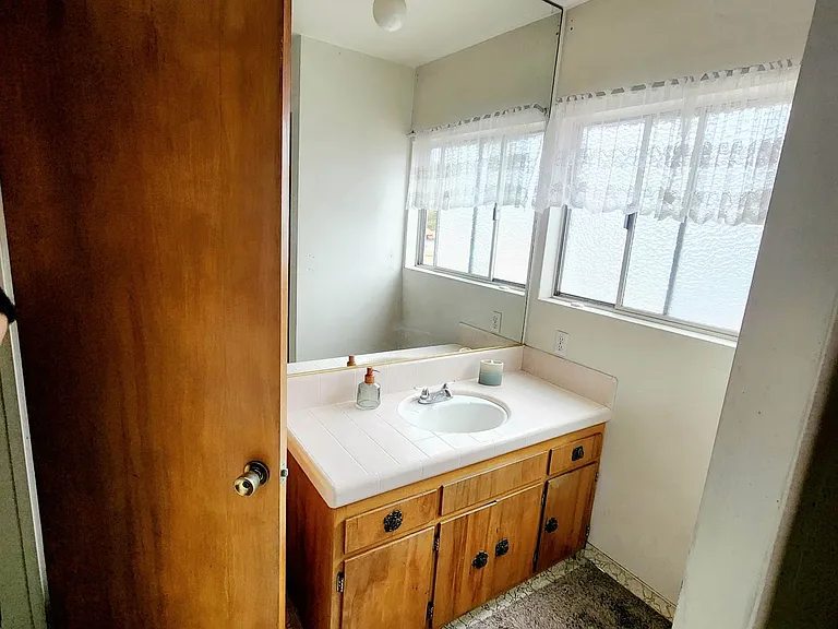 1456 Miller Ave #A — Photo 4