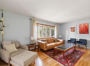 3 Silver Lake Rd, Staten Island, NY 10301