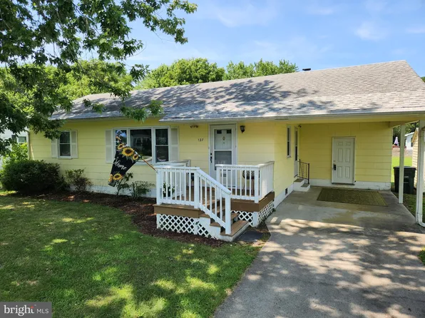 127 Branch St W, Berlin, MD 21811