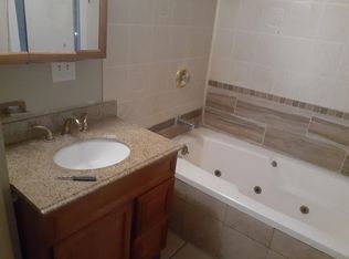 951 Eastern Ave, Capitol Heights, MD 20743