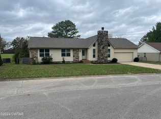 35 N Hampton Ln, Jackson, TN 38305