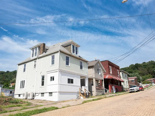 117 7th St, Midland, PA 15059