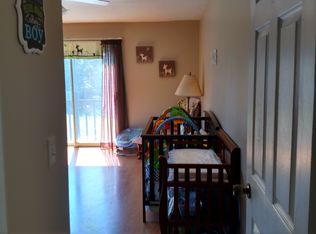 104 Cayuga Ave, Broadalbin, NY 12025