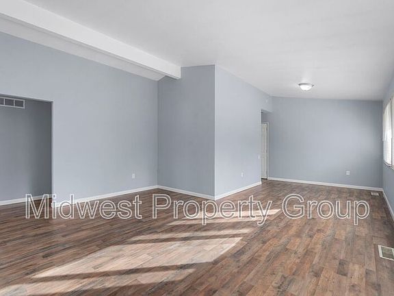 5th image of 1470 Whirlaway Dr