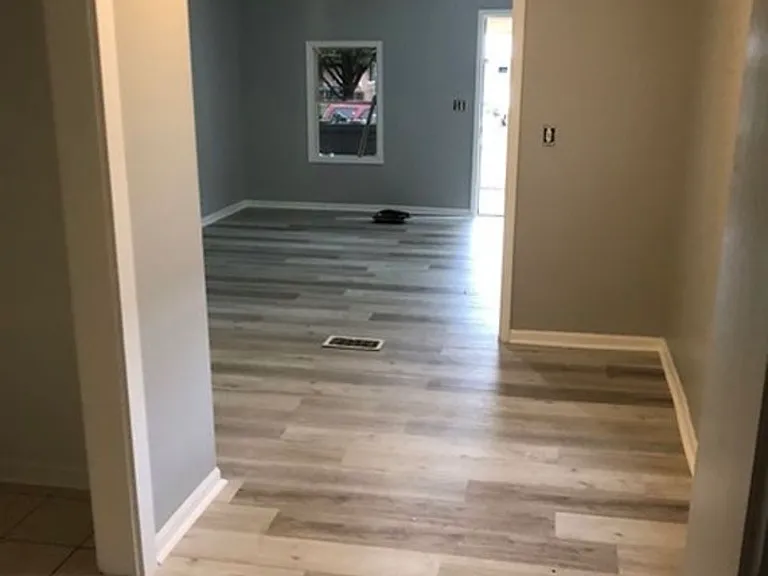 832 S Pershing Ave — Photo 6