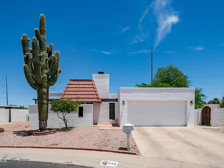 648 E Tam Oshanter Dr — Photo 31