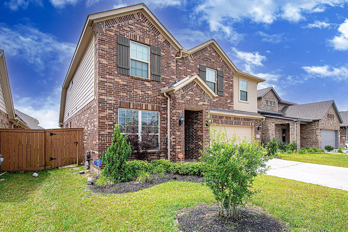 Building Photo - 209 Cambria Green Ln