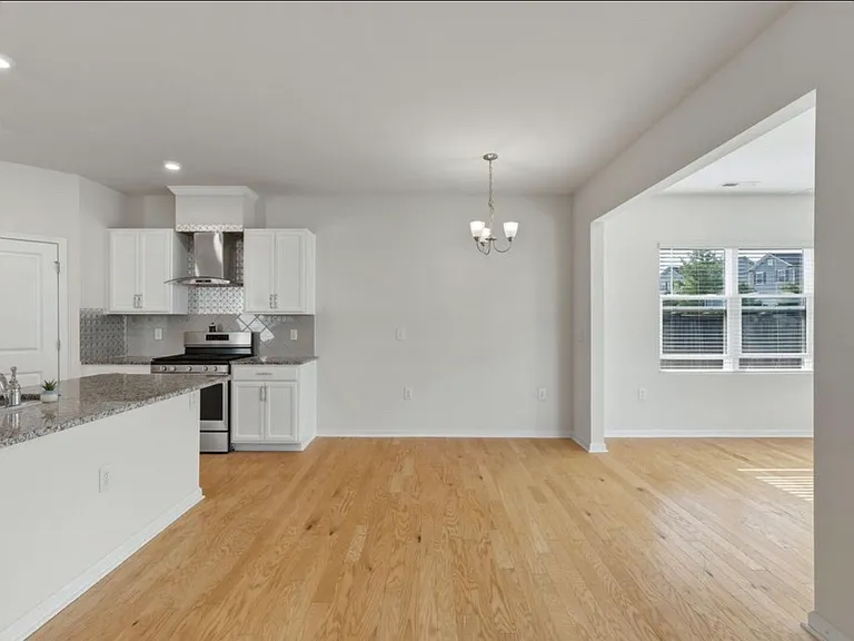 2132 Water Marsh Trl — Photo 12