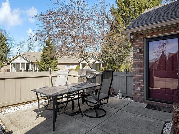 4th image of 6102 Warbling Ln #23
