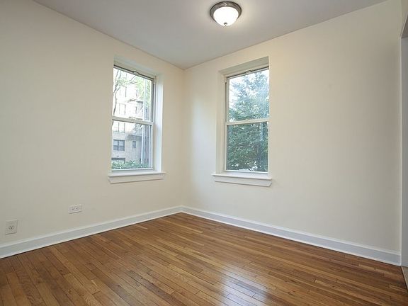 4th image of 6638 Yellowstone Blvd #1D
