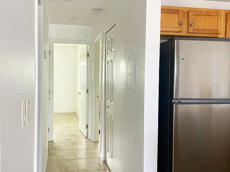 3342 N Key Dr #L6 — Photo 8