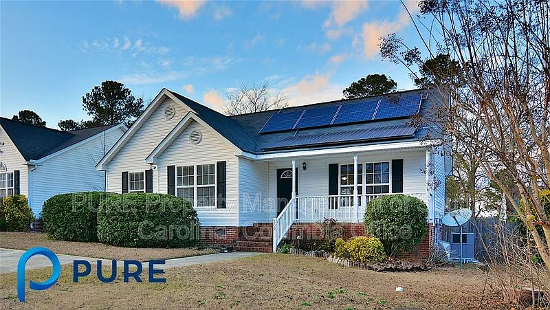 3 bed, 2.0 bath, 1280 sqft, $1,700 — Photo 2