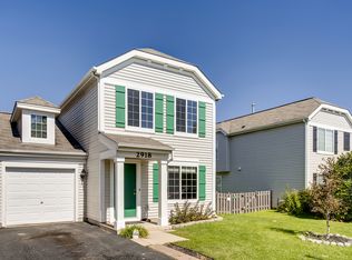 2918 Meadowview Ln, Montgomery, IL 60538