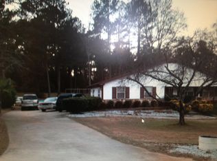 1615 Hidden Shoals Dr, Conyers, GA 30013
