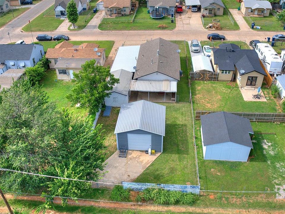 1st image of 308 SE 40th St