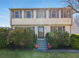 14 S Ridge Cir, Lowell, MA 01852