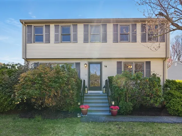 14 S Ridge Cir, Lowell, MA 01852
