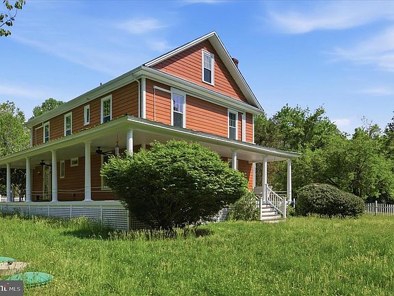 5th image of 19 Walnut Hill Rd