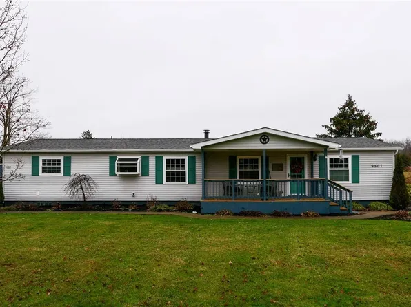 9507 Stanley Rd, Garrettsville, OH 44231