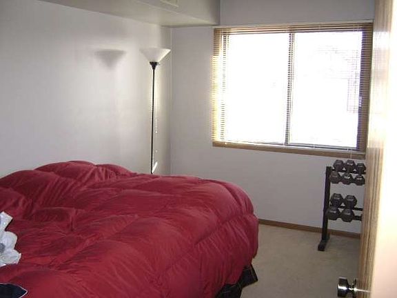 2nd image of 17525 71st Ct APT 1C