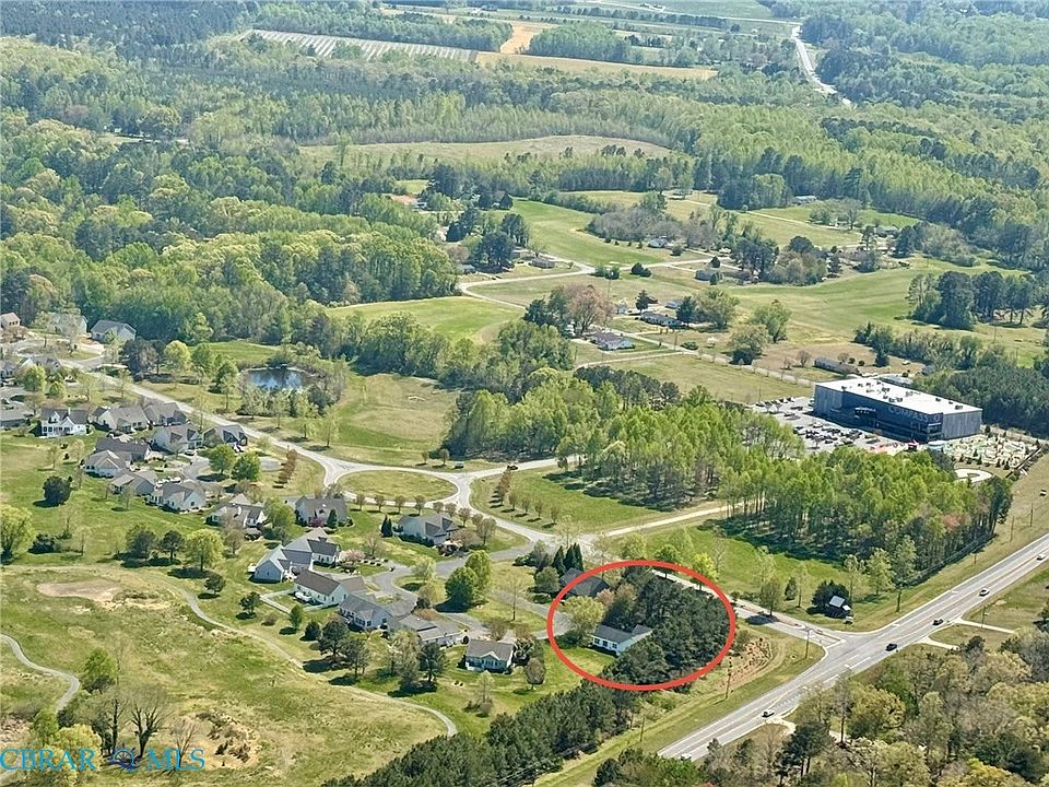 1st image of 118 Old Field Rd