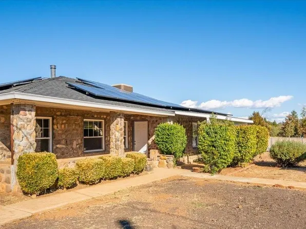 6876 Happy Valley Rd, Anderson, CA 96007
