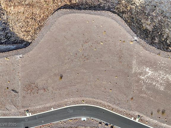2nd image of 54 Cloudrock Ct