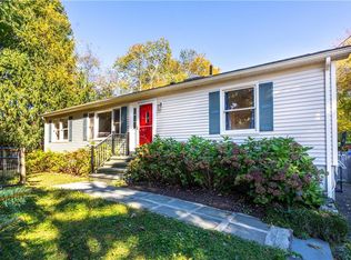 3 Knight St, Westerly, RI 02891