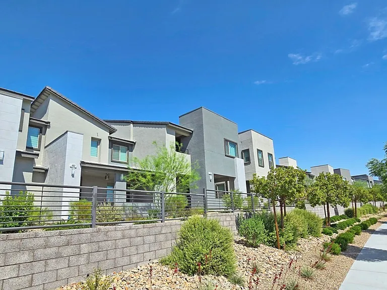 486 Mahogany Ridge St — Photo 44