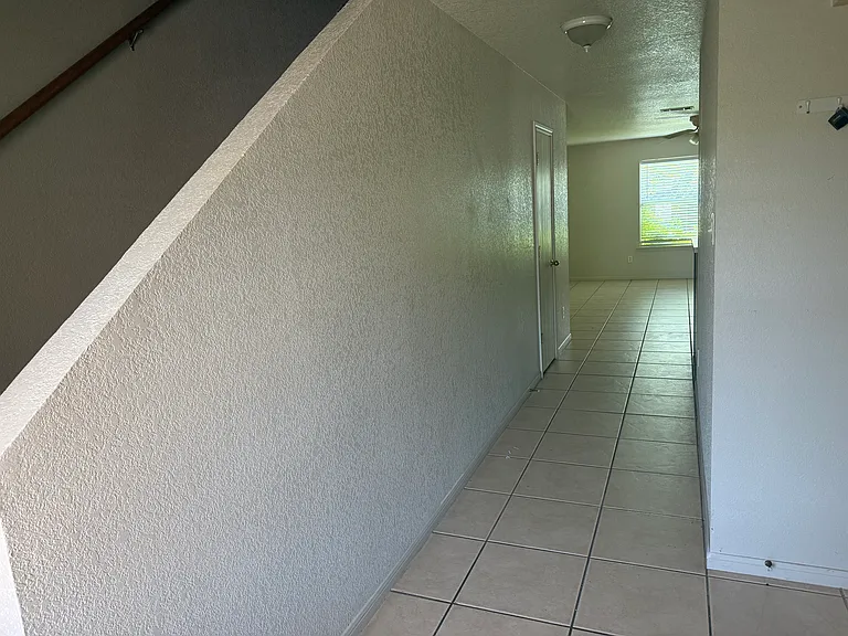 2103 Jennifer Dr #B — Photo 9