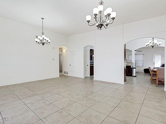 4th image of 3136 Tunnel Point Way