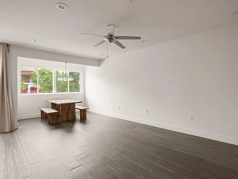 604 N Bluff Dr #228 — Photo 13
