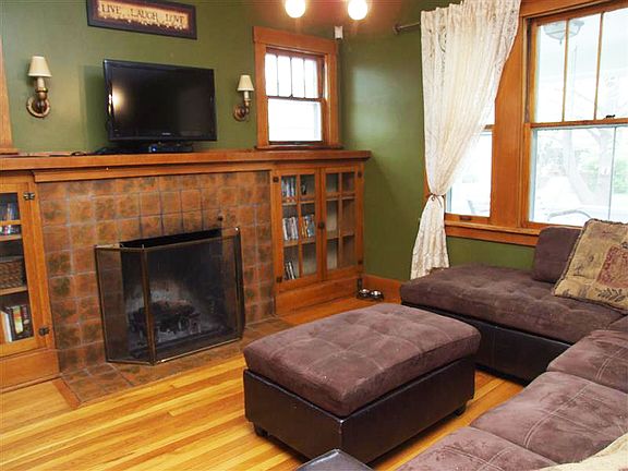 Living Room w/ Fireplace
