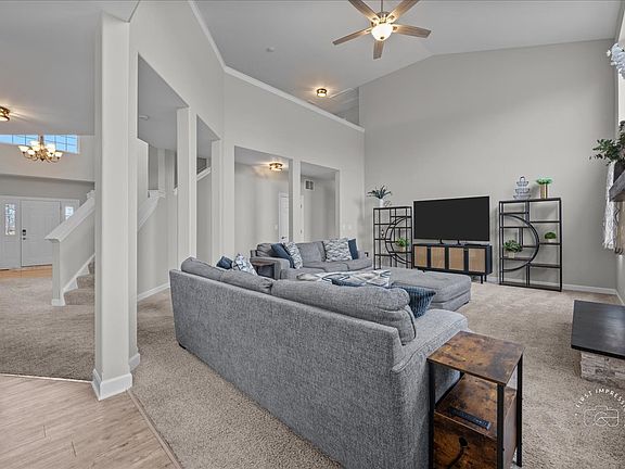 5th image of 2924 Bauer Rd