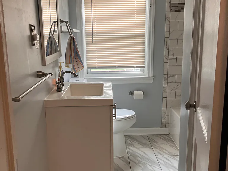 1268 Gittings Ave — Photo 10