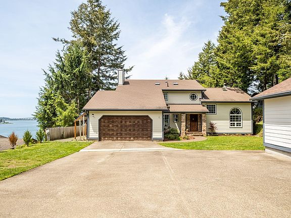 5th image of 252 SE Yaquina View Dr
