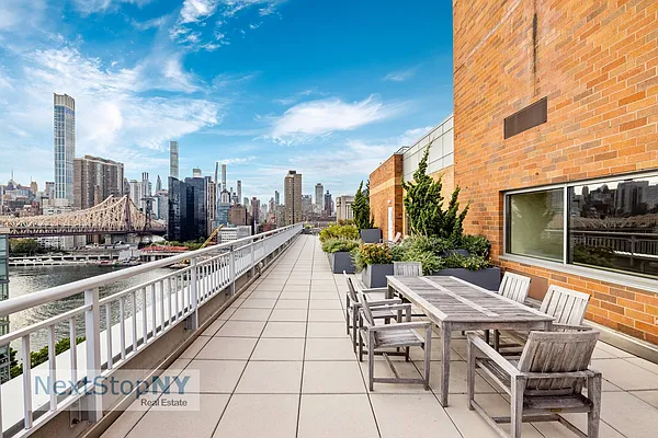 Rented by NextStopNY | media 34