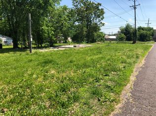 201 N Maple St, Monett, MO 65708