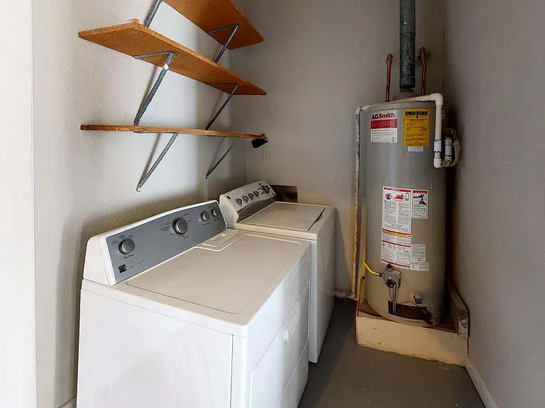4106 Skyline Dr — Photo 16