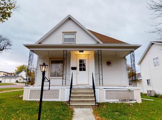 434 W Cedar St, Cherokee, IA 51012