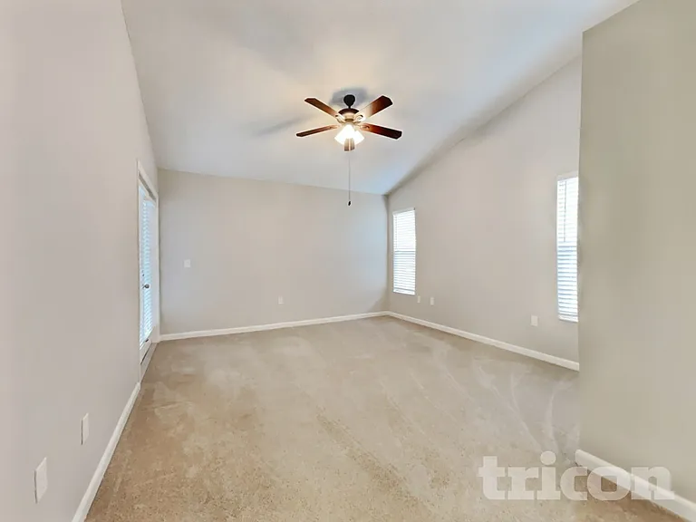 6951 Jarvis Rd — Photo 5