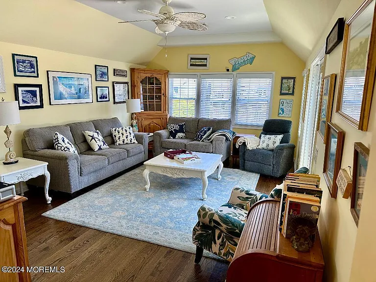 288 Periagua Ln — Photo 8