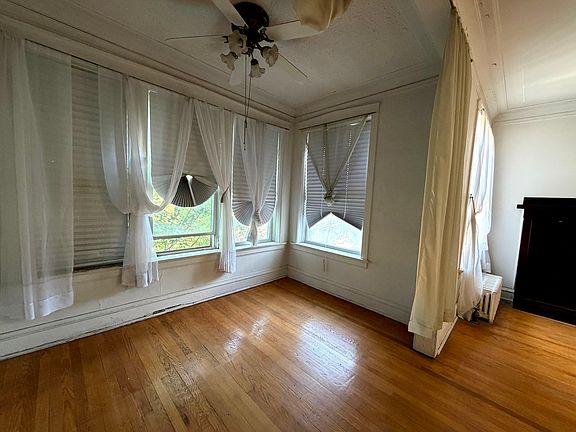 5th image of 5418 S Dorchester Ave APT 3