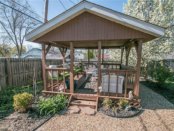 2nd image of 6116 Tall Oaks Dr