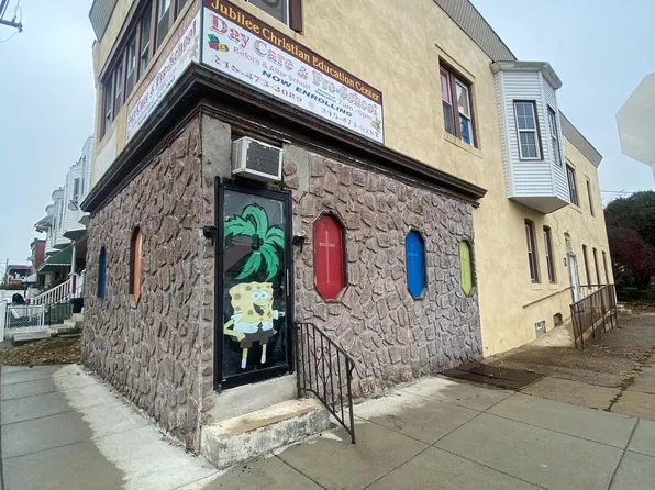 1301 N 61st St, Philadelphia, PA 19151