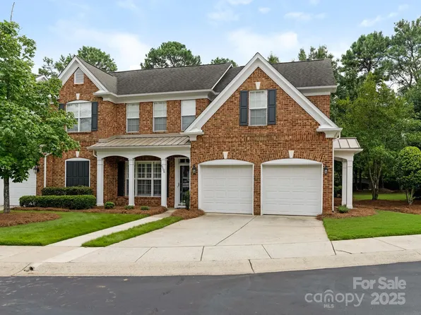 5106 Amherst Trail Dr, Charlotte, NC 28226