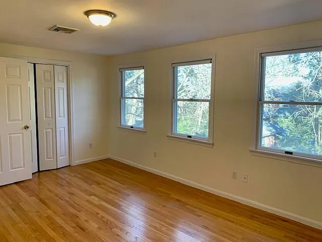 30 Lucille Pl — Photo 9